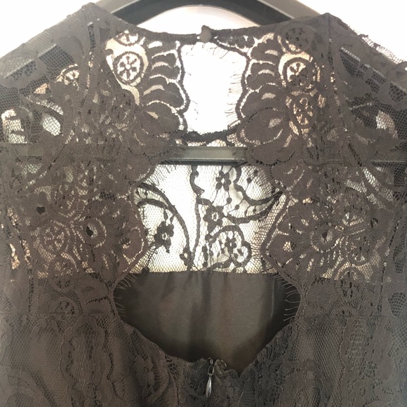 NWT BB Dakota Rihanna lace fit and flare dress - Picture 12 of 16